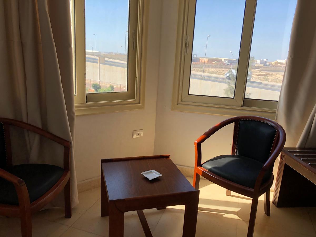 Royal NJ Hotel Borg El Arab Dış mekan fotoğraf